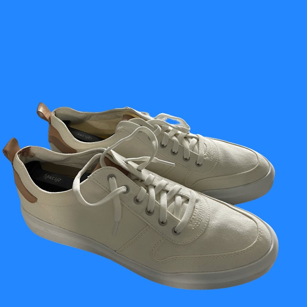 3 pairs of Cole Haan shoes!!! 1 BRAND NEW and 2 pairs gently used!!
